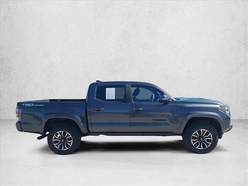 Certified 2020 Toyota Tacoma TRD Sport w/ Technology Package image 4