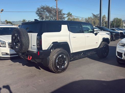 Used 2025 GMC Hummer EV 3X w/ Extreme Off-Road Package image 34