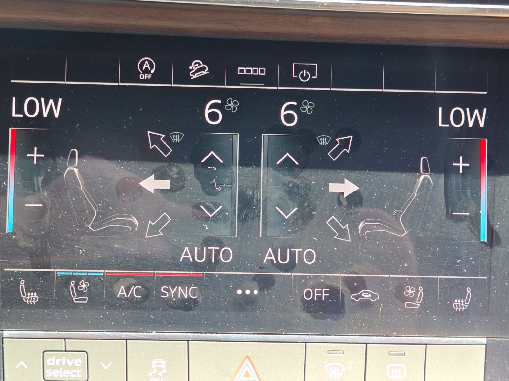 Certified 2025 Audi Q7 3.0T Premium Plus AWD/4WD image 16