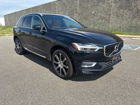 Used 2019 Volvo XC60 T5 Inscription w/ Protection Package Premier AWD/4WD image 1