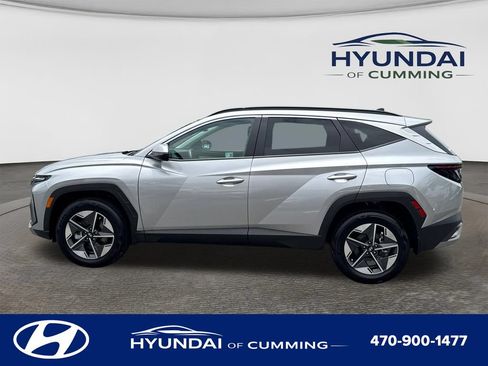Certified 2025 Hyundai Tucson SEL AWD/4WD image 4