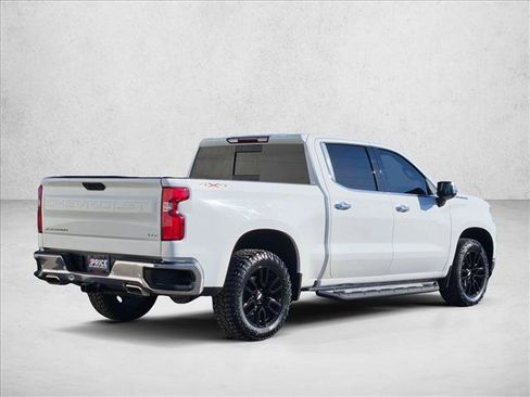 Used 2021 Chevrolet Silverado 1500 LTZ AWD/4WD image 5