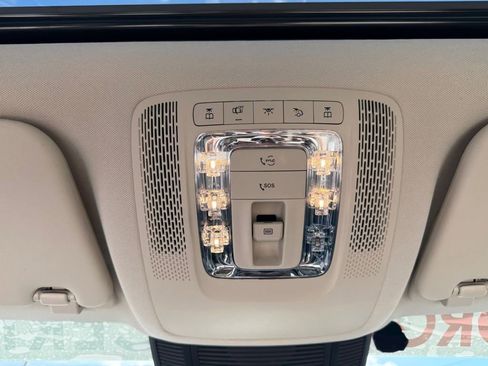 Used 2022 Mercedes-Benz GLS 450 4MATIC image 27