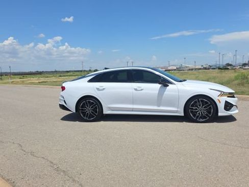 Used 2023 Kia K5 GT FWD image 5