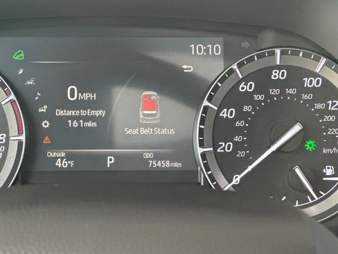 Used 2020 Toyota Highlander XLE image 31