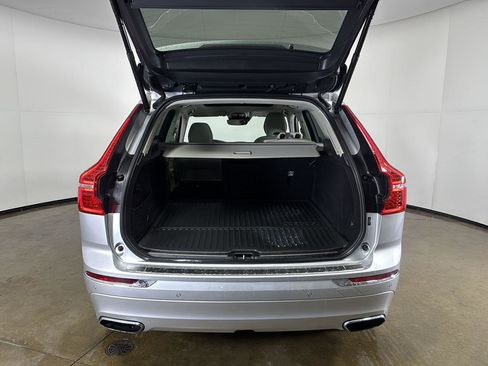 Used 2021 Volvo XC60 T8 Inscription Expression image 11