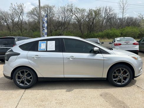 Used 2014 Ford Focus SE FWD image 7