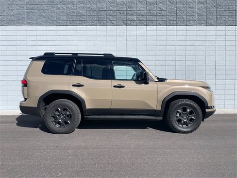 Certified 2024 Lexus GX 550 image 2