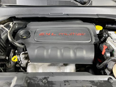 Used 2022 Jeep Compass Latitude w/ Convenience Group image 28