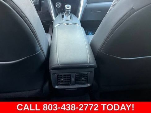 Used 2023 Toyota Venza Limited AWD/4WD image 13