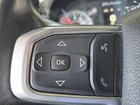 Used 2024 RAM 2500 Big Horn AWD/4WD image 10