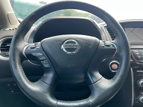 Used 2015 Nissan Pathfinder Platinum w/ Cargo Package FWD image 21