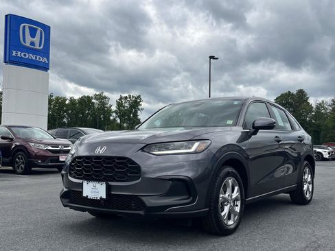 Used 2024 Honda HR-V LX image 3