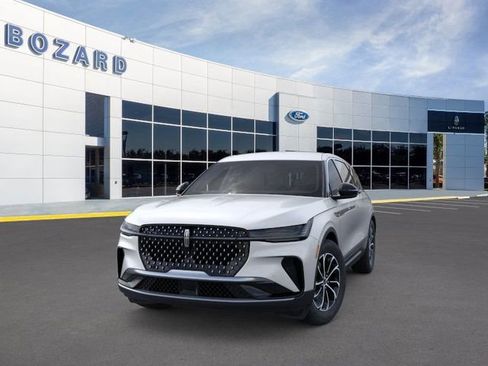 New 2026 Lincoln Nautilus Premier image 2