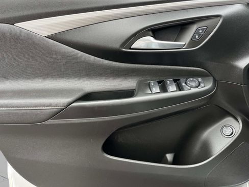 Used 2024 Buick Envista Avenir FWD image 25