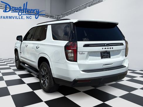 Used 2023 Chevrolet Tahoe Z71 w/ Luxury Package AWD/4WD image 3