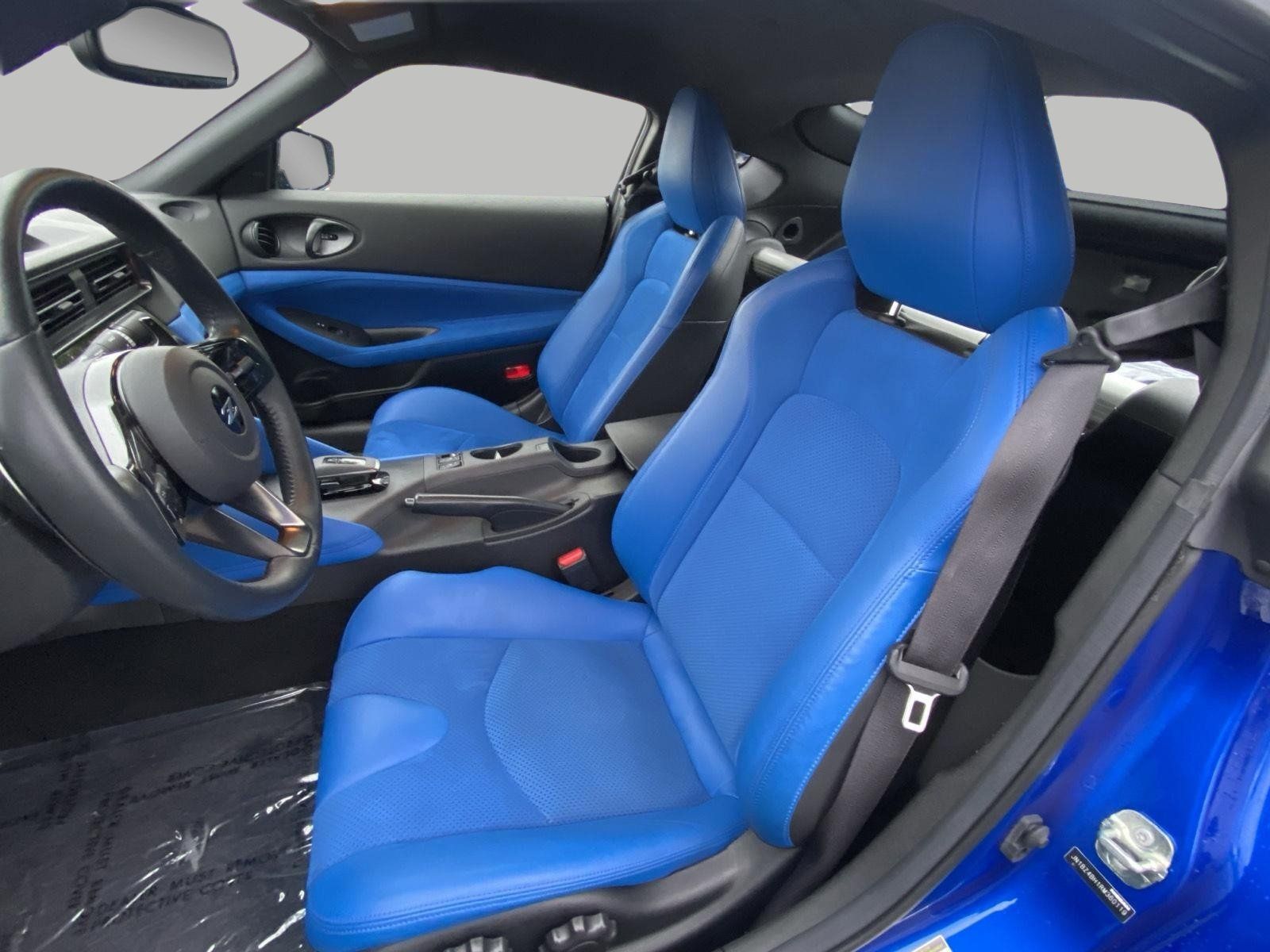 Used 2024 Nissan Z Performance w/ Floor Mat Package RWD image 12
