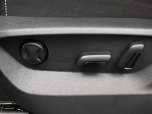 Certified 2024 Volkswagen Atlas Cross Sport SE w/ Adventure Package image 33