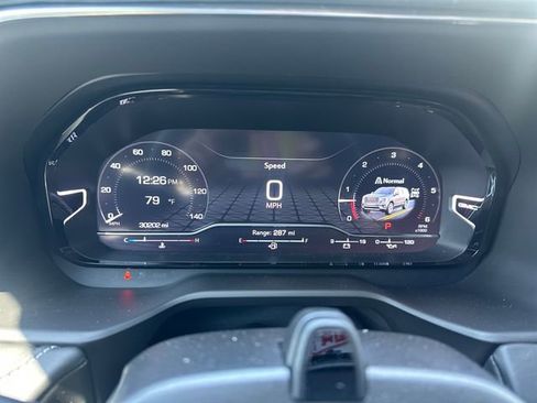 Used 2023 GMC Yukon XL Denali Ultimate image 12