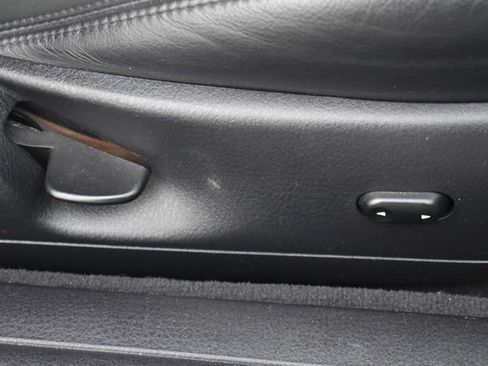 Used 2003 Ford Thunderbird image 13