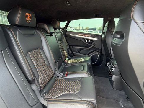 Used 2020 Lamborghini Urus AWD/4WD image 57