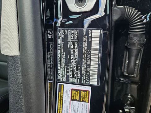 Used 2026 Mercedes-Benz GLE 450e 4MATIC image 35