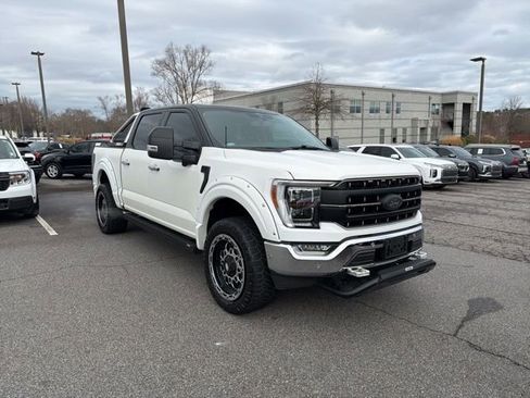 Used 2021 Ford F150 Lariat w/ Equipment Group 502A High image 3