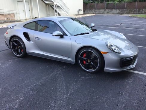 Used 2019 Porsche 911 Turbo image 9