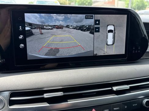 Used 2023 Hyundai Palisade Calligraphy image 6