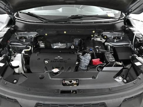 Used 2023 Mitsubishi Outlander Sport ES image 28