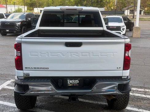 Used 2020 Chevrolet Silverado 2500 LT w/ Texas Edition AWD/4WD image 6