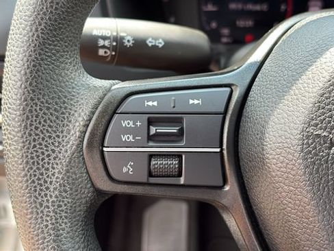 Used 2023 Honda Accord EX image 14