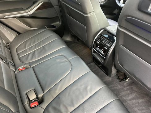 Used 2020 BMW X5 sDrive40i w/ Premium Package image 29