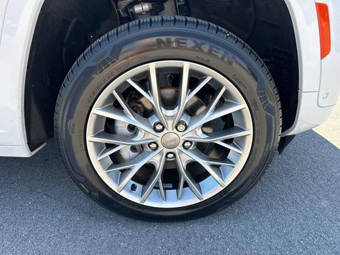 Used 2022 Jeep Grand Cherokee Summit RWD image 14