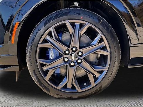 New 2026 Cadillac Optiq V image 13