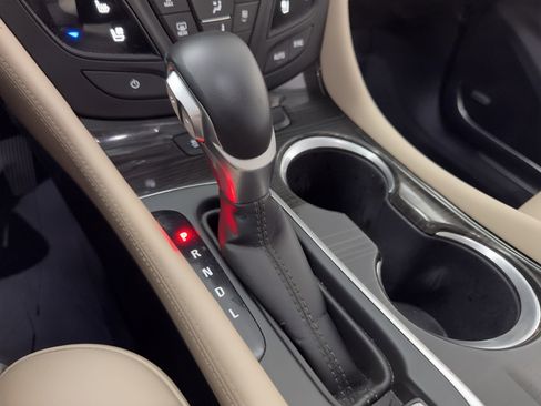 Used 2019 Buick Envision Premium w/ Driver Confidence Package image 25