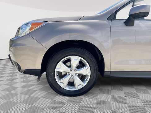 Used 2016 Subaru Forester 2.5i Premium w/ All-Weather Package AWD/4WD image 11