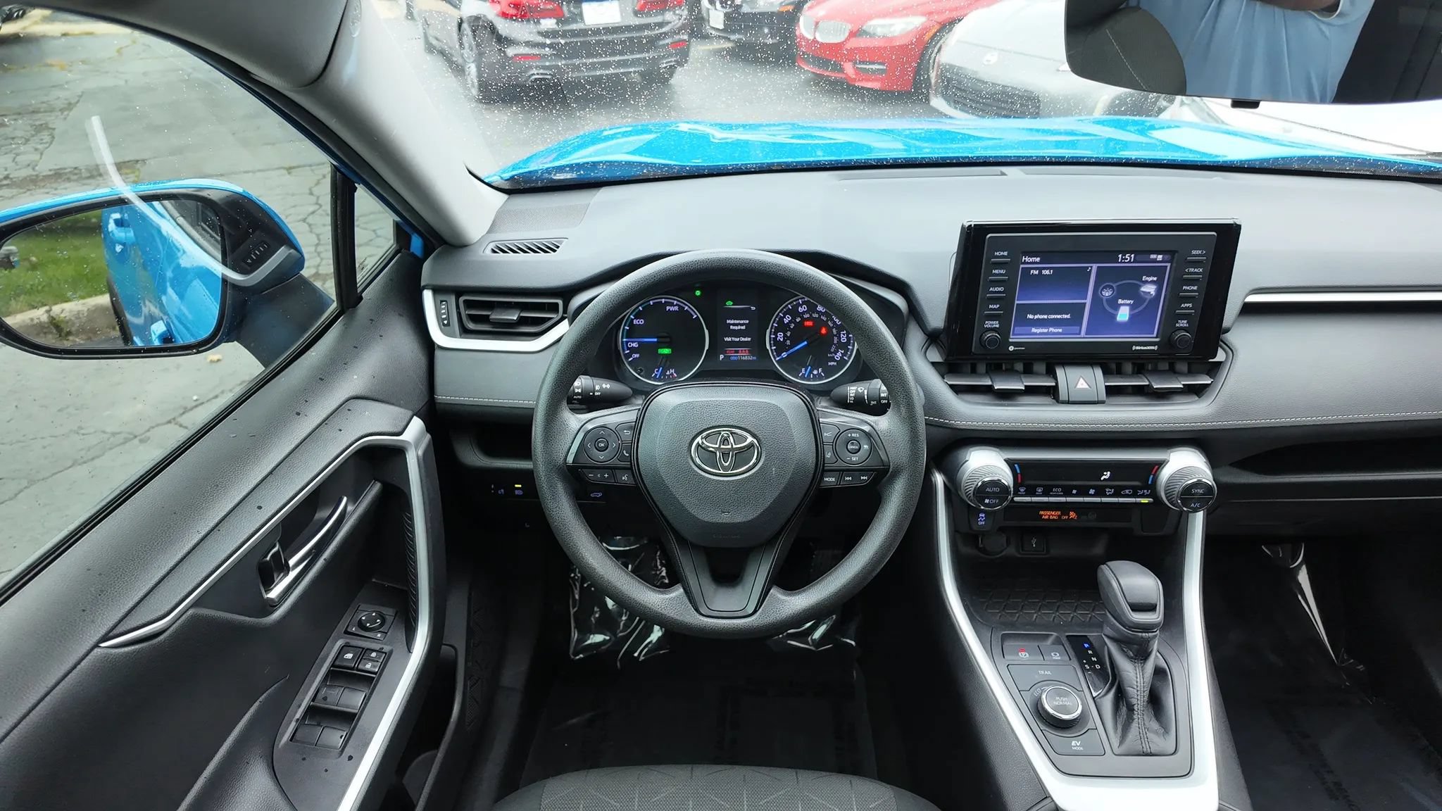 Used 2021 Toyota RAV4 XLE w/ Convenience Package AWD/4WD image 29