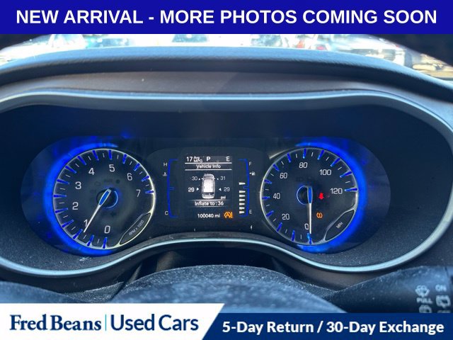 Used 2019 Chrysler Pacifica Touring-L FWD image 13