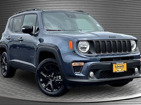 Used 2022 Jeep Renegade Altitude w/ Convenience Group AWD/4WD image 3
