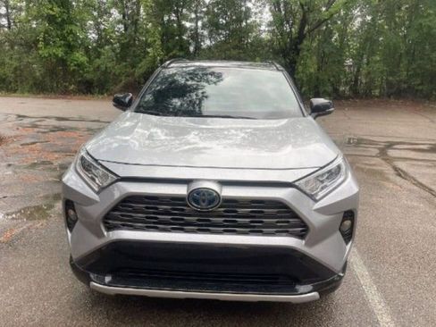 Used 2020 Toyota RAV4 XSE w/ XSE Grade Weather Package AWD/4WD image 6