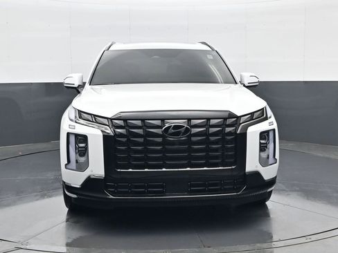 Used 2024 Hyundai Palisade Calligraphy image 2
