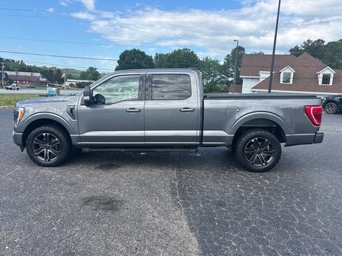 Used 2022 Ford F150 XLT w/ Equipment Group 302A High AWD/4WD image 4