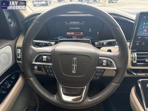Used 2022 Lincoln Navigator Reserve RWD image 27