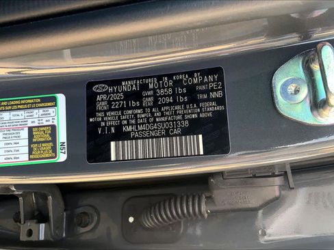 Used 2025 Hyundai Elantra Sport image 34