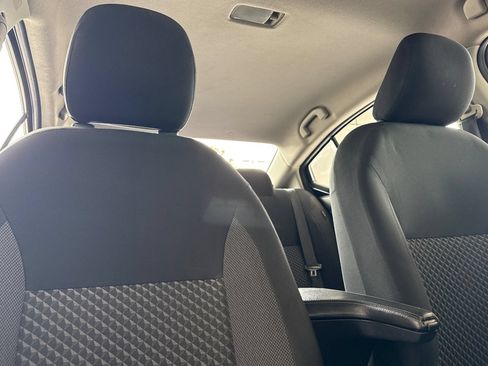 Used 2020 Nissan Versa S FWD image 19