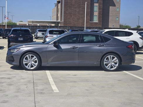 Used 2023 Acura TLX w/ Technology Package image 3
