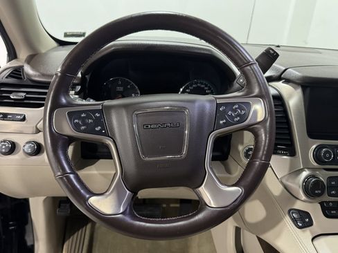 Used 2018 GMC Yukon Denali w/ Open Road Package AWD/4WD image 4