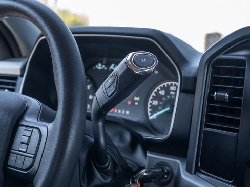 Used 2023 Ford F150 XLT image 27