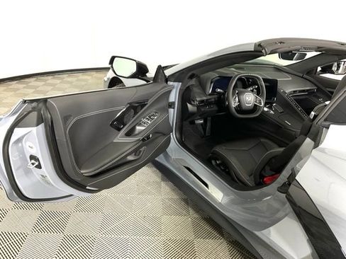 Used 2024 Chevrolet Corvette Stingray Preferred Conv w/ Z51 Performance Package image 34